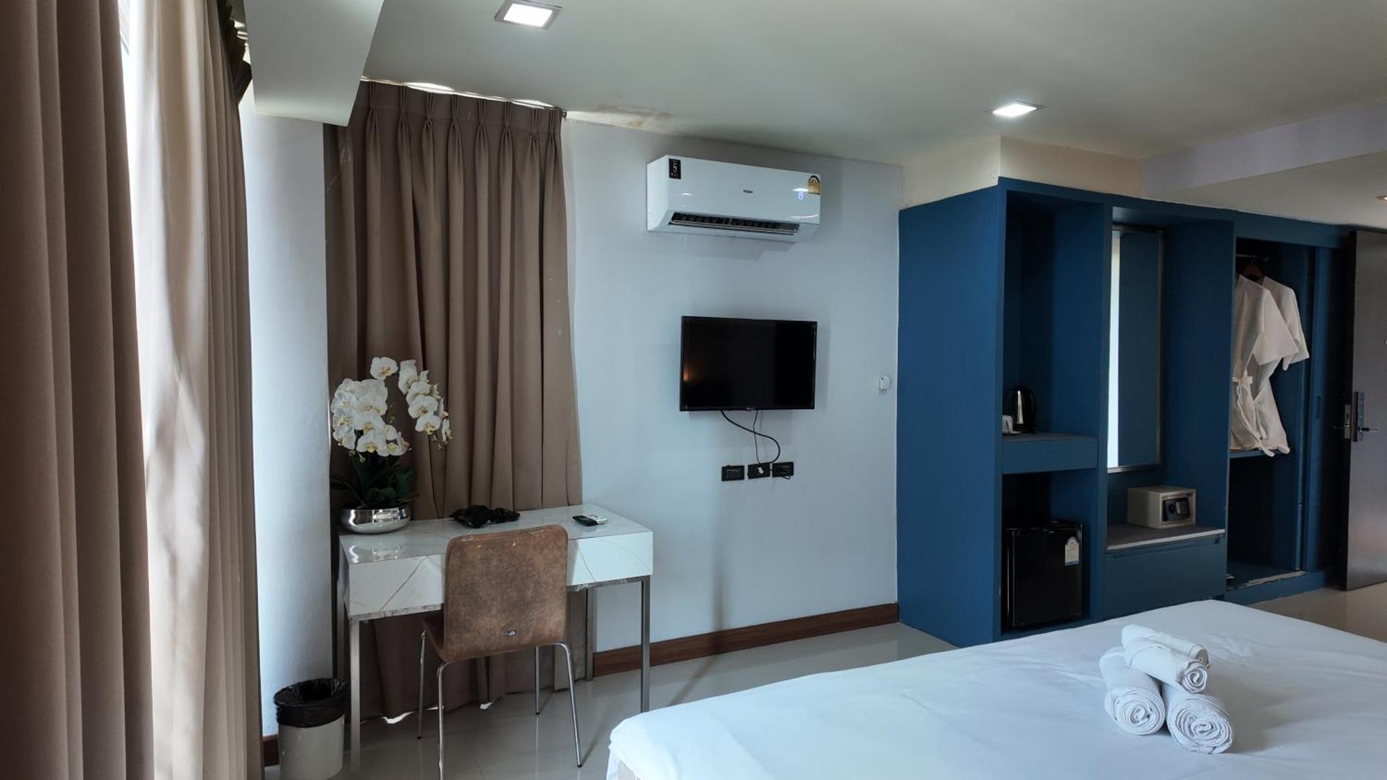 The Grand Lunara At Srinakarin Hotel 5*